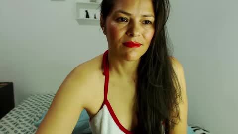 Snapshot of lolyta_mature1 chatting on December 26, 2024, 8:11 pm Lolyta mature1 online show from December 26, 2024, 8:11 pm
