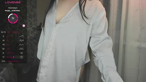 lona online show from February 3, 2025, 4:41 pm