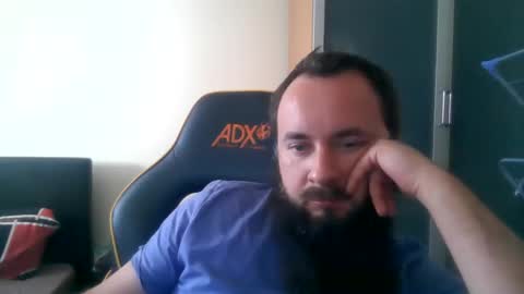 london_man1988 online show from May 30, 2026, 9:39 am