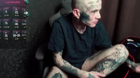 Snapshot of lone1ycrystal chatting on October 5, 2025, 9:45 pm Chris online show from October 5, 2025, 9:45 pm