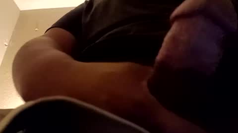 Snapshot of longone2600 chatting on January 12, 2025, 8:04 am longone2600 online show from January 12, 2025, 8:04 am