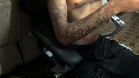 longshaft_ online show from January 12, 2026, 1:16 pm