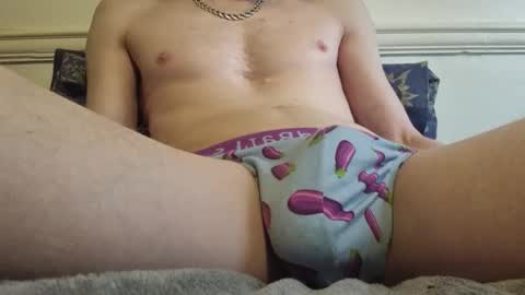 longslongbingbong online show from November 4, 2025, 10:47 am