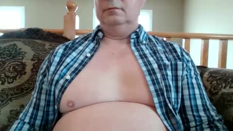 Snapshot of look823 chatting on April 15, 2026, 3:19 pm look823 online show from April 15, 2026, 3:19 pm