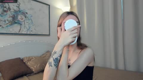 Snapshot of look_my_passion chatting on February 24, 2025, 7:11 am Hanna online show from February 24, 2025, 7:11 am