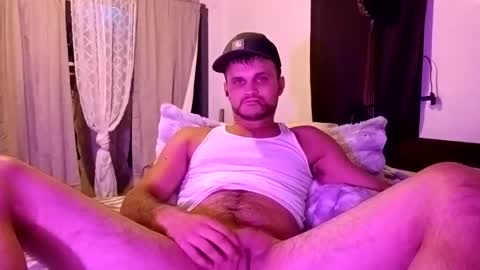 Snapshot of lookhim25 chatting on March 16, 2026, 5:02 am lookhim25 online show from March 16, 2026, 5:02 am