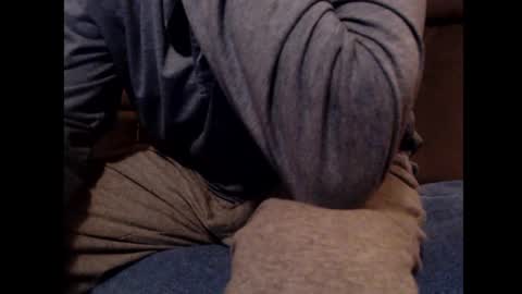 looking469 online show from November 1, 2025, 2:13 am