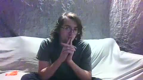 LoonerAngel online show from February 5, 2025, 7:10 pm