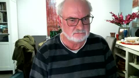 loop102 online show from January 22, 2025, 3:52 am