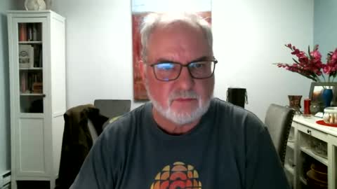 loop102 online show from February 25, 2025, 3:52 am