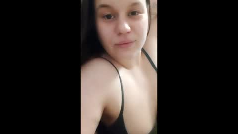 lora843324 online show from January 7, 2026, 5:04 pm