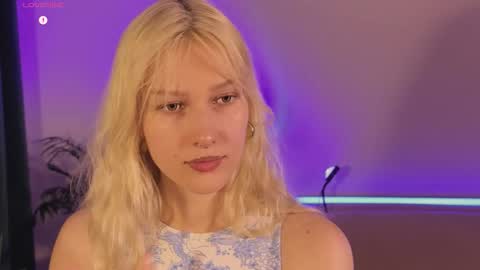 Lora heil online show from September 10, 2025, 4:07 pm