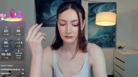 Lora online show from November 6, 2025, 11:22 am