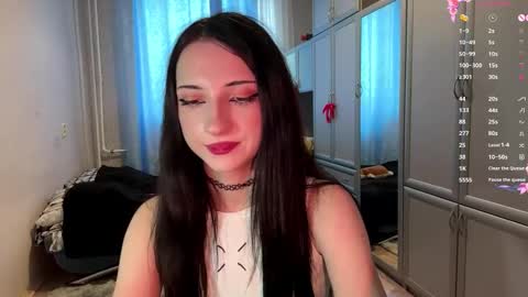 Snapshot of loraleeownby chatting on March 19, 2026, 1:48 pm Hello there im Luna Im new here Lets have fun online show from March 19, 2026, 1:48 pm