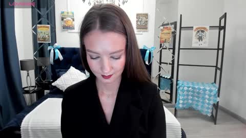 Ur sensual Lora online show from September 19, 2025, 7:54 am