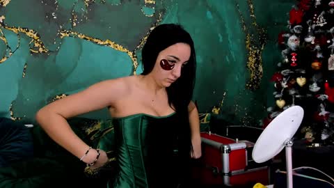 Miss online show from December 14, 2024, 2:10 pm