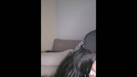 kh4ls3 online show from March 7, 2026, 6:27 pm