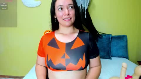 Loren Grey online show from October 27, 2025, 8:46 pm