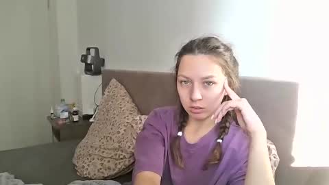 Lorelea cute online show from September 30, 2025, 11:59 am