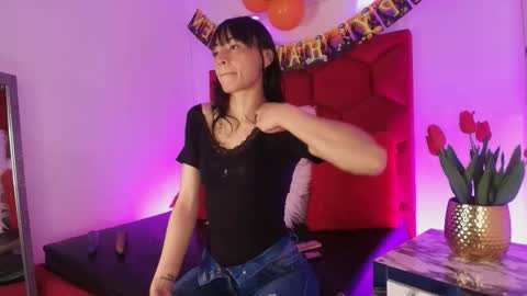 LORELI online show from October 13, 2025, 3:17 am