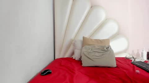 Snapshot of lorena_hawkins chatting on January 30, 2025, 4:34 pm Lorena online show from January 30, 2025, 4:34 pm