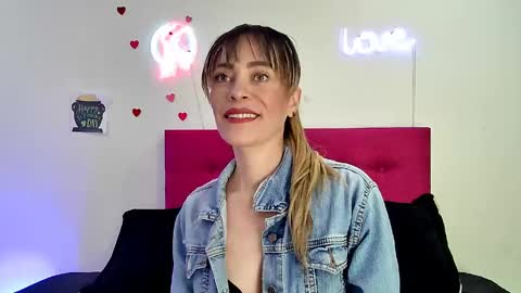 Snapshot of lorena_sweet3 chatting on April 14, 2026, 2:01 pm lorena_sweet3 online show from April 14, 2026, 2:01 pm
