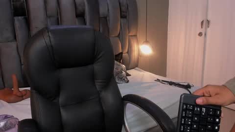 Lorena Vieira  online show from February 9, 2025, 12:17 am