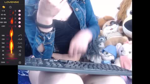 Snapshot of lorenitha_20 chatting on February 7, 2025, 1:43 pm lorenitha online show from February 7, 2025, 1:43 pm