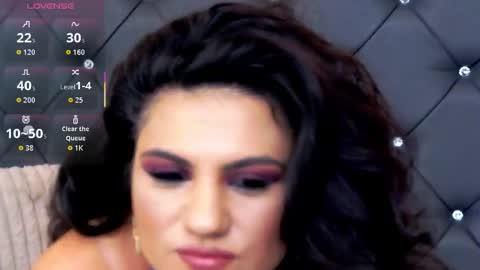 Lorenne Mays online show from November 23, 2025, 11:48 pm