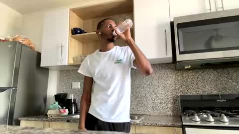 lorenzo17a online show from December 29, 2024, 3:46 pm