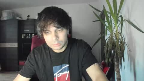 Snapshot of lorenzoboy99 chatting on April 29, 2026, 4:33 pm LORENZO Boy online show from April 29, 2026, 4:33 pm