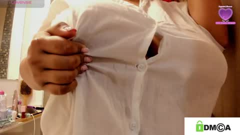 Queen Loreth online show from April 8, 2026, 3:34 pm