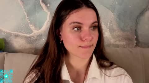 Chloe for Fan BlackHole online show from April 23, 2026, 5:26 pm