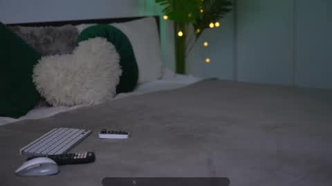 LoretteLorena online show from October 9, 2025, 4:54 am