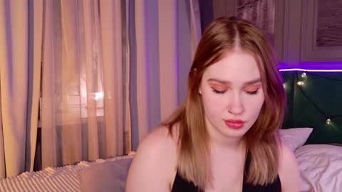 Lori online show from December 5, 2024, 8:33 pm