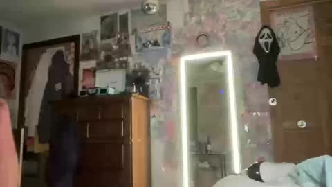 Lorelai Kane online show from October 10, 2025, 11:48 pm