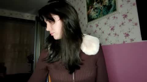 Snapshot of lorinepiro chatting on November 14, 2025, 3:44 pm Kira online show from November 14, 2025, 3:44 pm