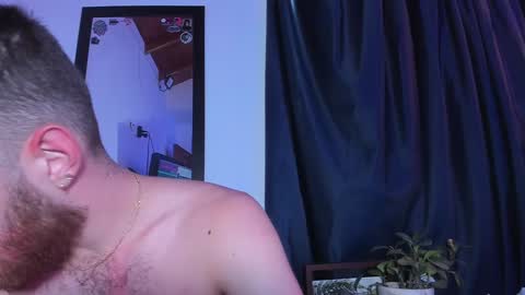 JUAN  JUAN online show from December 11, 2024, 7:46 pm