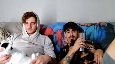 Snapshot of losrompecamera chatting on November 13, 2025, 7:29 am LosRompeCamera online show from November 13, 2025, 7:29 am