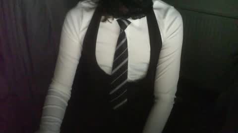 lostb0y98 online show from April 5, 2026, 1:47 am