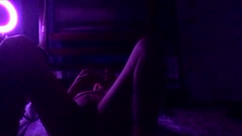 lostndapacific online show from November 30, 2025, 9:02 am