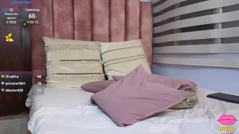 Snapshot of lou_rosse chatting on March 1, 2025, 11:37 pm  Lou Rosse  online show from March 1, 2025, 11:37 pm