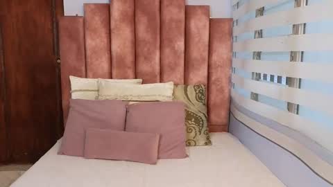 Snapshot of lou_rosse chatting on March 8, 2025, 8:03 pm  Lou Rosse  online show from March 8, 2025, 8:03 pm