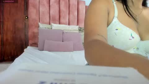 Snapshot of lou_rosse chatting on September 17, 2025, 9:27 pm  Lou Rosse  online show from September 17, 2025, 9:27 pm