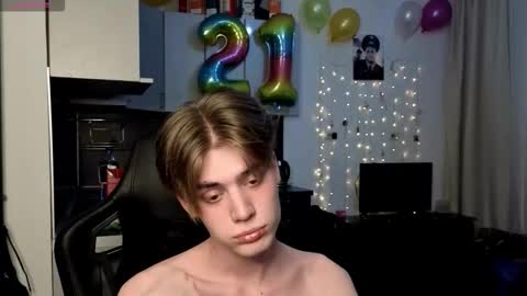 louie_evans online show from February 5, 2026, 3:27 pm