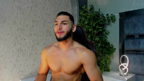 Louis online show from November 17, 2025, 6:08 am