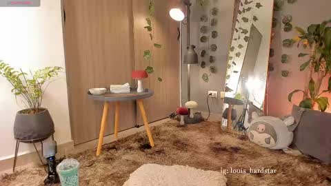 Louis Valdz online show from April 10, 2026, 11:31 pm