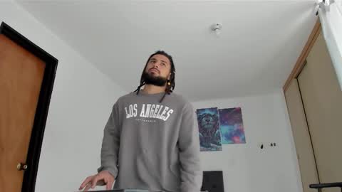 louis_marley_ online show from January 11, 2026, 5:07 pm