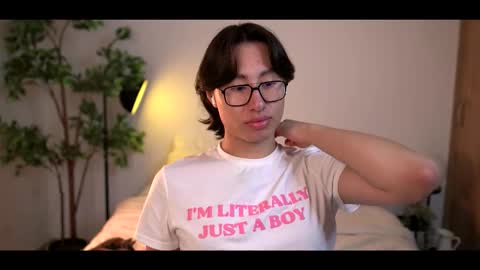 Louis online show from November 5, 2025, 4:23 am