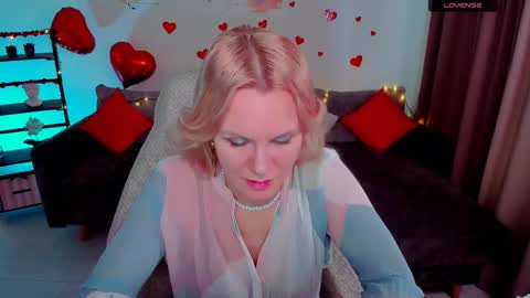 Louisa online show from February 11, 2025, 8:05 am